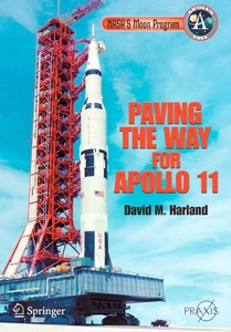 Livre : NASA's Moon Program - Paving the Way for Apollo 11